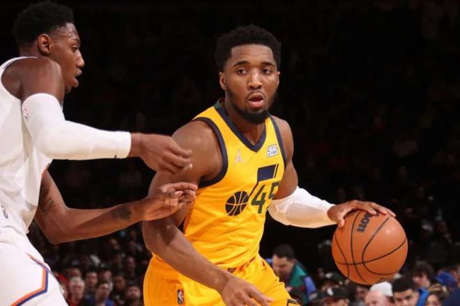 严峻形势使 严峻形势使