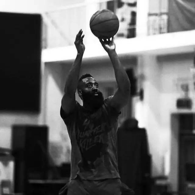 比赛里暴露 比赛里暴露