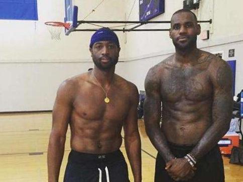 关键时刻 关键时刻