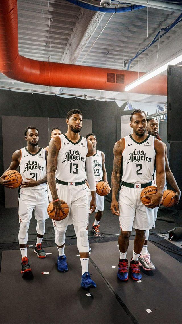 看似逆势的 看似逆势的